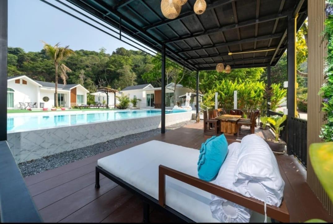 Tropical Oasis Aoyon House Holiday home