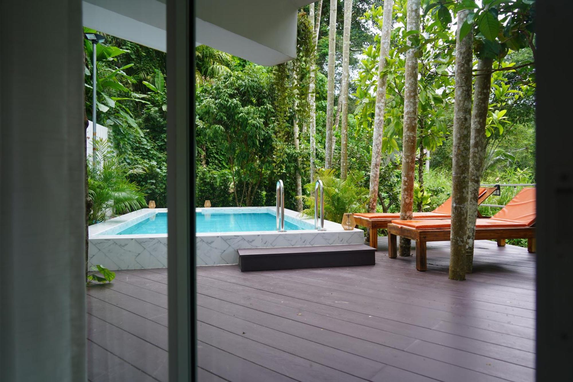 Tropical Oasis Aoyon House Holiday home *