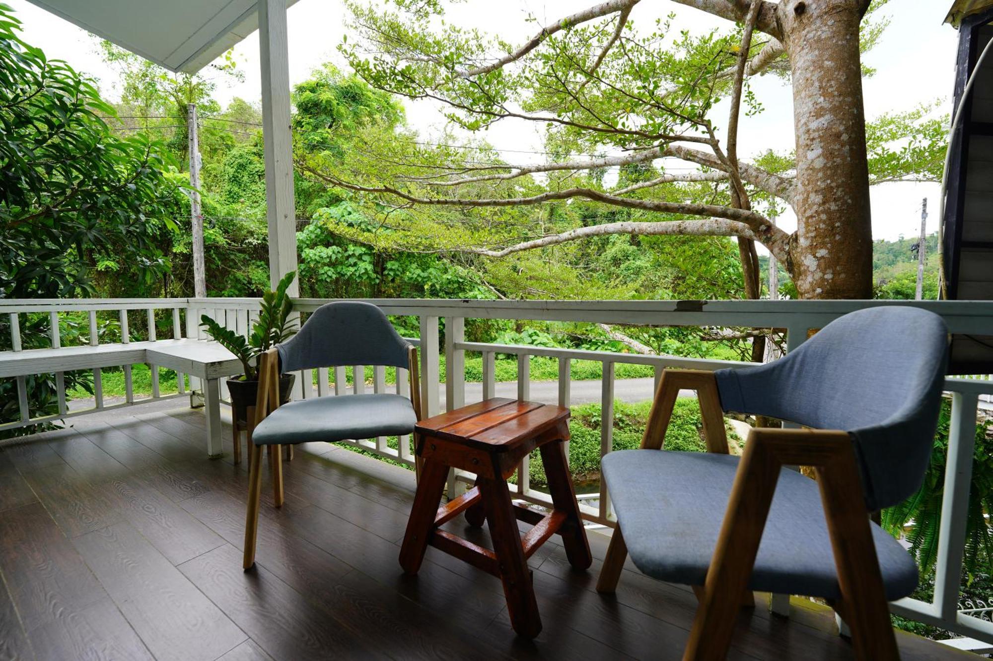 Tropical Oasis Aoyon House Holiday home *