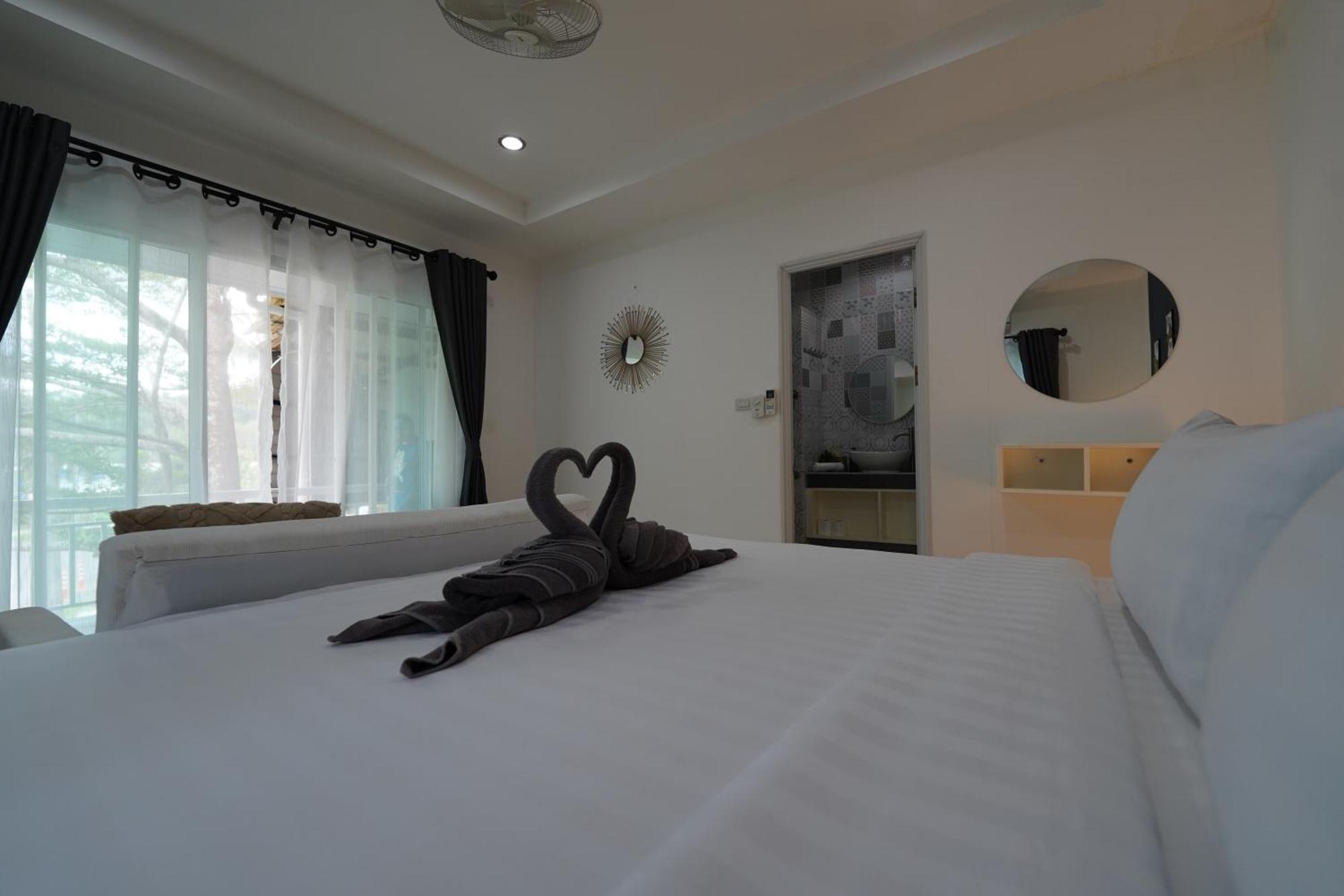 Tropical Oasis Aoyon House Holiday home *