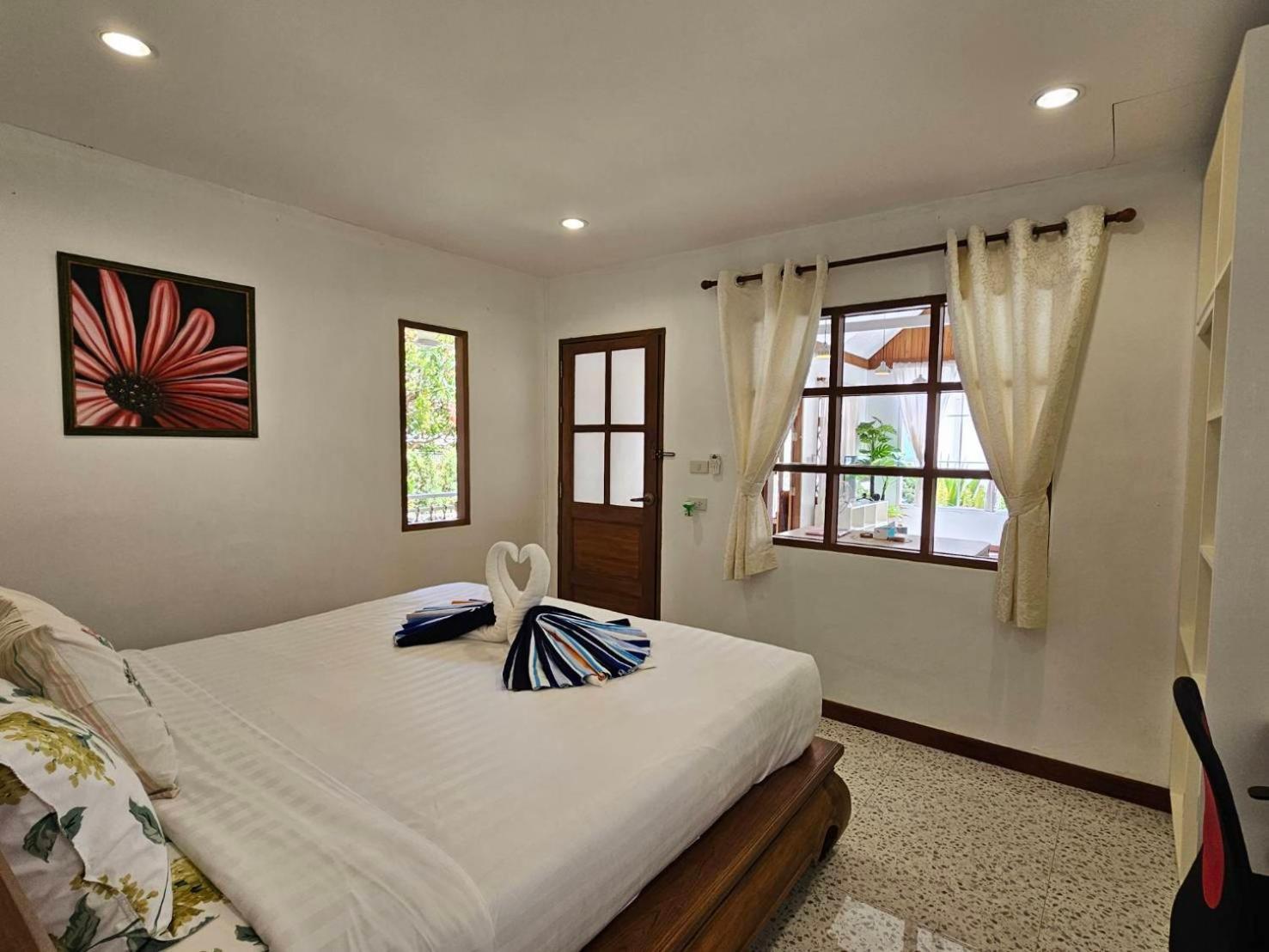 Tropical Oasis Aoyon House Holiday home